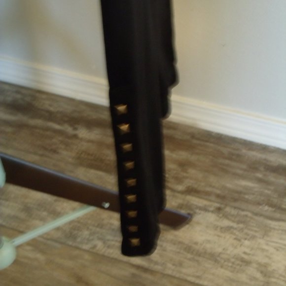 MUST SEE PICS Apt 9  1X Black Leggings w/Leg Bling - Picture 2 of 6